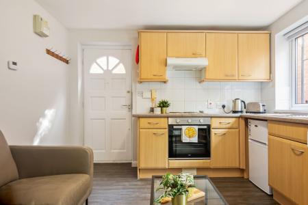1 Bedroom Apartment