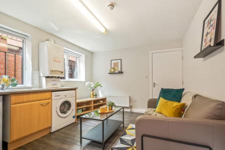 1 Bedroom Apartment