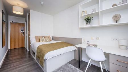 Premier Ensuite 1 bed student flat to rent on Green Lanes, London, N16