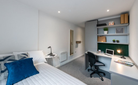 Classic En-suite 6 bed student flat to rent on Pitt Street, Newcastle, NE4
