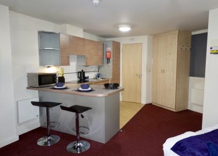 Premium Studio Student flat to rent on Edward Street, Sheffield, S3