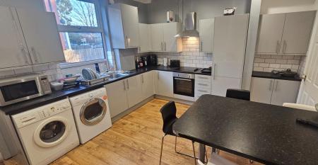 6 bed student house to rent on Langdale Terrace, Leeds, LS6