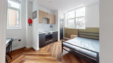 1 bed student house to rent on Thurloe Street, Manchester, M14