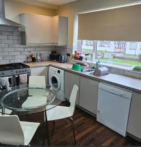 6 bed student house to rent on Ancaster Road, Leeds, LS16