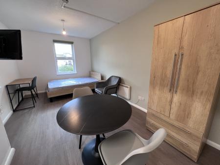 1 bed student house to rent on Wells Road, Bath, BA2