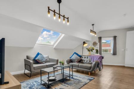 5 Bedroom Apartment