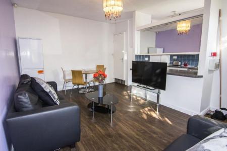 5 Bedroom Apartment