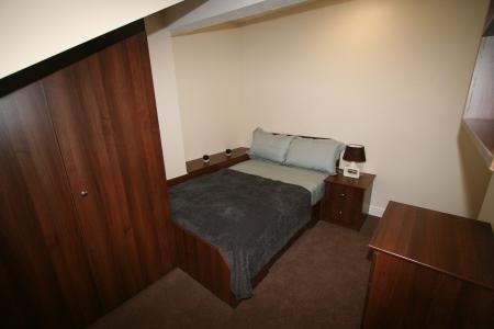 5 Bedroom Apartment