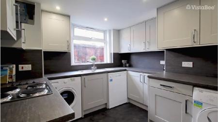 5 Bedroom Apartment