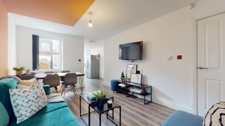 6 bed student house to rent on Halsbury Road, Liverpool, L6