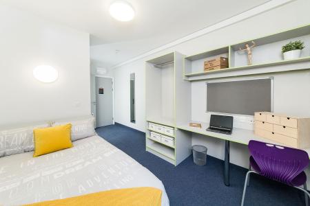 Bronze En-suite 4 bed student flat to rent on Howard Street, Newcastle, NE1
