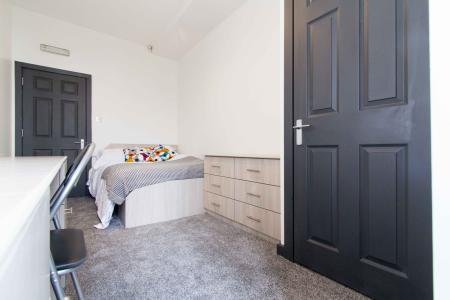 3 Bedroom Apartment