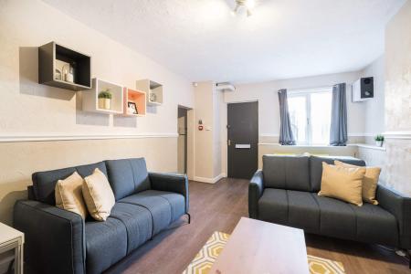 4 Bedroom Apartment