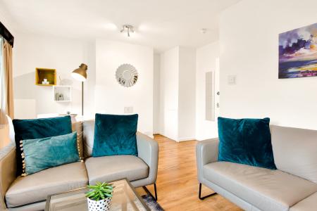 4 Bedroom Apartment