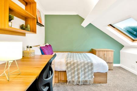 4 Bedroom Apartment