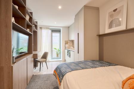 Silver Studio (Floors 10-16) Student flat to rent on Botanic Avenue, Manchester, M15
