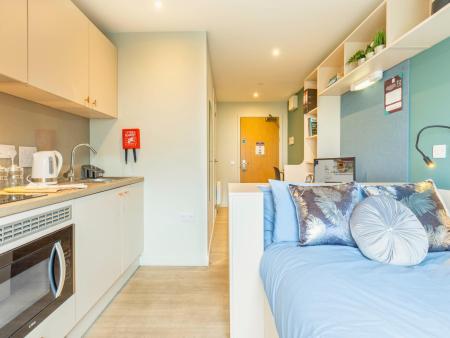 Club Studio Ground Floor Student flat to rent on London Road, Edinburgh, EH7