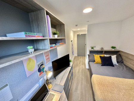 Standard Ensuite - Ground Floor 4 bed student flat to rent on Albany Road, Coventry, CV5