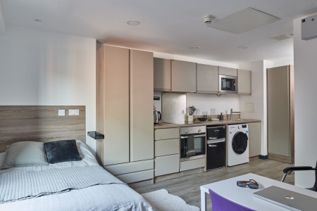 Premium Plus Studio Student flat to rent on Kingsway, Swansea, SA1