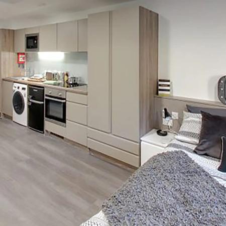 Deluxe Studio Student flat to rent on Woodhouse Square, Leeds, LS3
