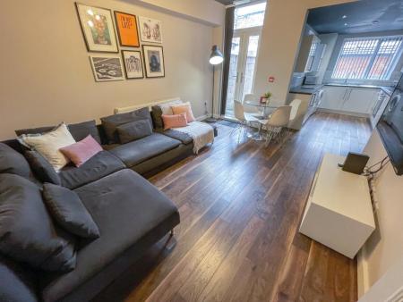 5 bed student house to rent on Hannan Road, Liverpool, L6