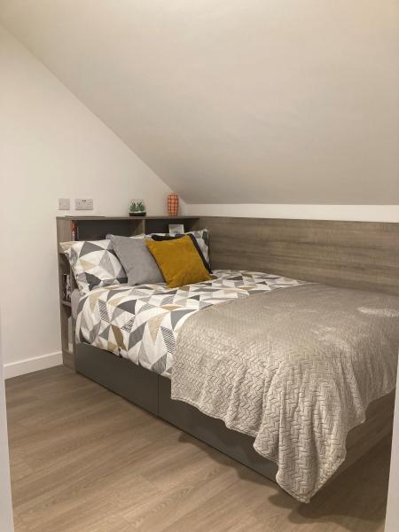 Loft Studio Student flat to rent on Albany Road, Coventry, CV5