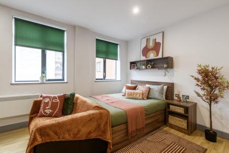 Large Studio Student flat to rent on Dighton Street, Bristol, BS2