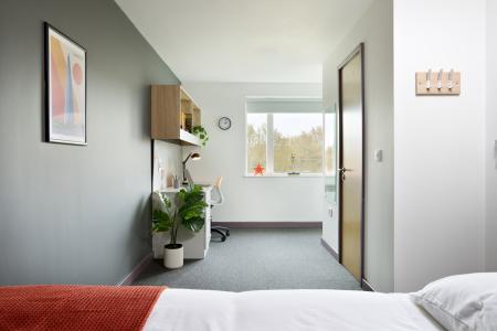 Gold Ensuite Student flat to rent on Marler Road, Coventry, CV4