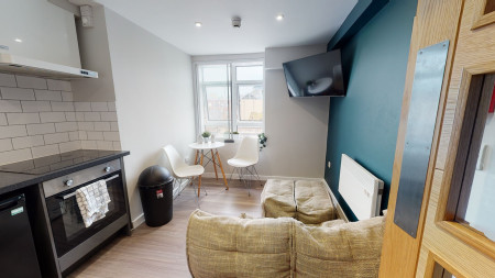 2 bed student house to rent on St. Mary Street, Cardiff, CF10