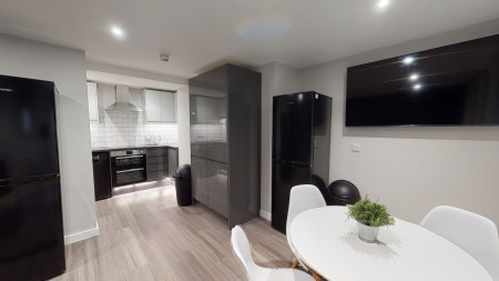 6 bed student house to rent on St. Mary Street, Cardiff, CF10