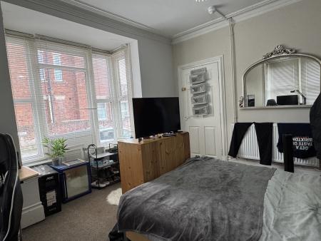 18 bed student house to rent on West Parade, Lincoln, LN1