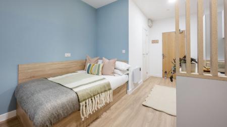 Classic Studio Student flat to rent on Oxford Place, Manchester, M14