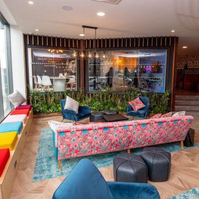 5 Bedroom Apartment