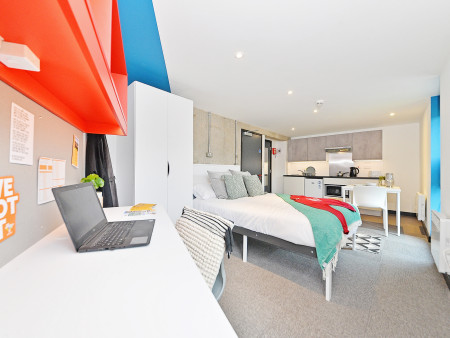 The Big Studio Student flat to rent on Rhodes Street, Sheffield, S2