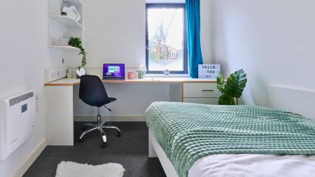 Silver En-suite 6 bed student flat to rent on Ainsley Street, Durham, DH1