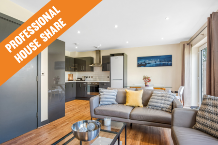 6 Bedroom Apartment
