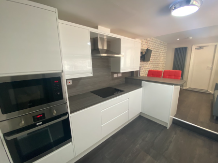 4 bed student house to rent on Cranbrook Avenue, Hull, HU6