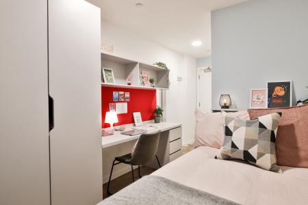 Silver Ensuite 9 bed student flat to rent on Gas Lane, Bristol, BS2
