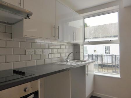 Student studio flat to rent on Osmond Road, Brighton, BN3