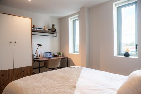 Accessible Premium En Suite 5 bed student flat to rent on Blackhall Place, Dublin, D07