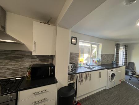 6 bed student house to rent on Prebends Field, Durham, DH1