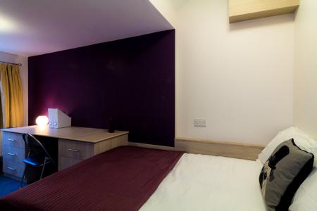 5 Bedroom Apartment