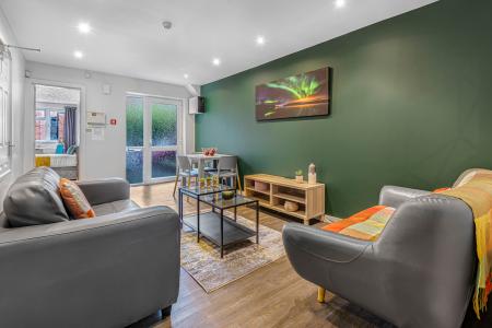 3 Bedroom Apartment