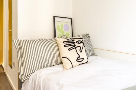 Gold En Suite 1 bed student flat to rent on Dunaskin Court, Glasgow, G11