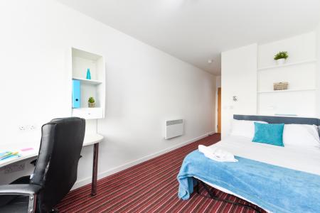 Four bed Bronze Plus 4 bed student flat to rent on Welford Road, Leicester, LE2