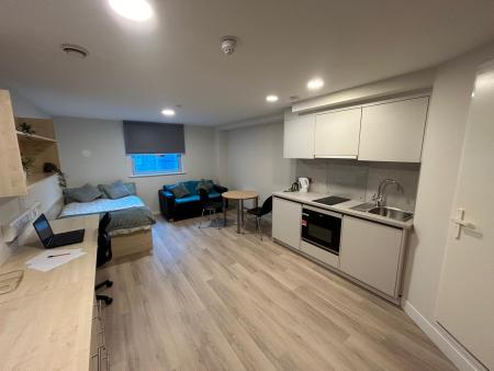 Studio Student flat to rent on North Church Street, Nottingham, NG1
