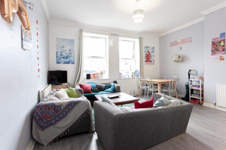 5 bed student house to rent on Wilmslow Road, Manchester, M20