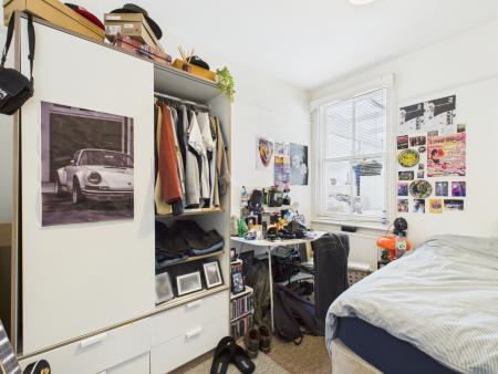 1 bed student house to rent on Roedale Road, Brighton, BN1