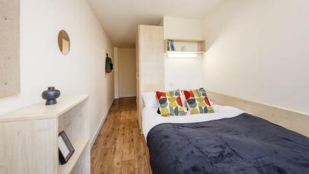 Silver Ensuite 6 bed student flat to rent on Newcastle Street, Sheffield, S1
