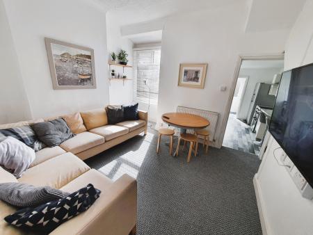 4 bed student house to rent on Falmouth Street, Hull, HU5